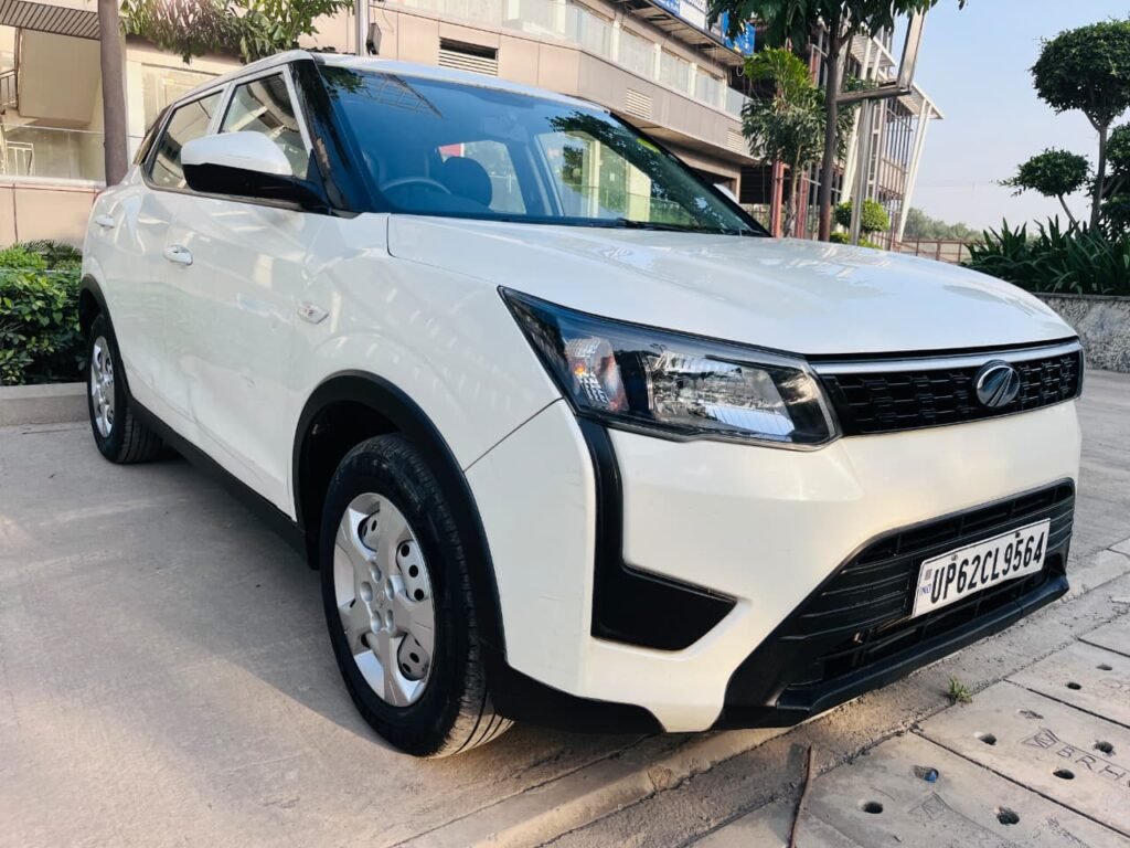 MAHINDRA XUV300 W4 PETROL 2022 – Turbo 1.2L