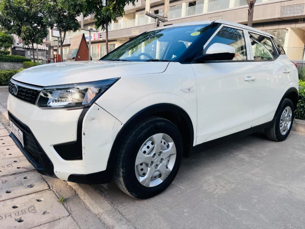 MAHINDRA XUV300 W4 PETROL 2022 – Turbo 1.2L photo 13