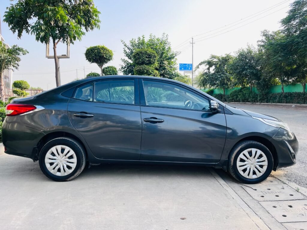 TOYOTA YARIS G CVT Automatic 2018 photo 9