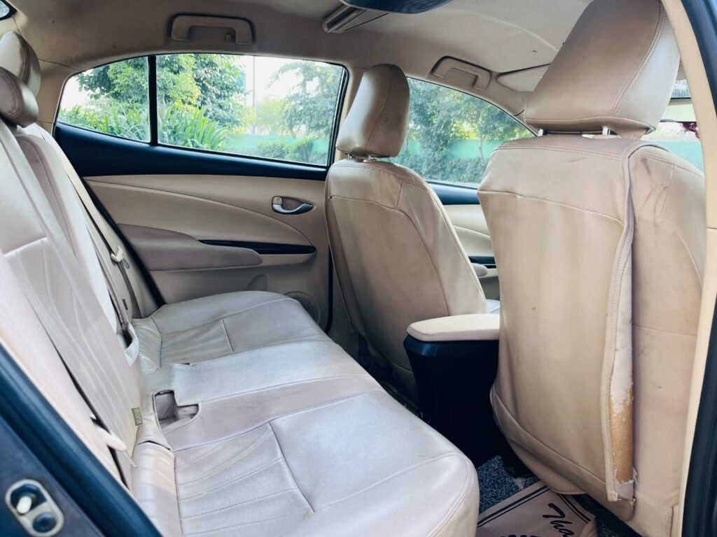 TOYOTA YARIS G CVT Automatic 2018 photo 11