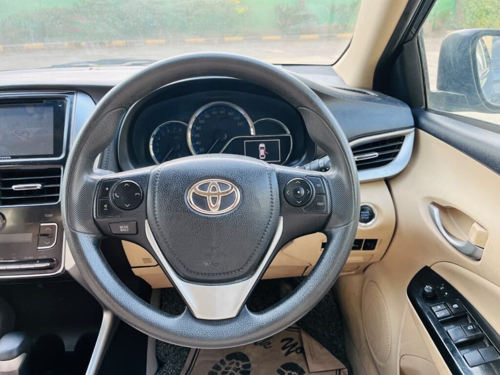 TOYOTA YARIS G CVT Automatic 2018 photo 2
