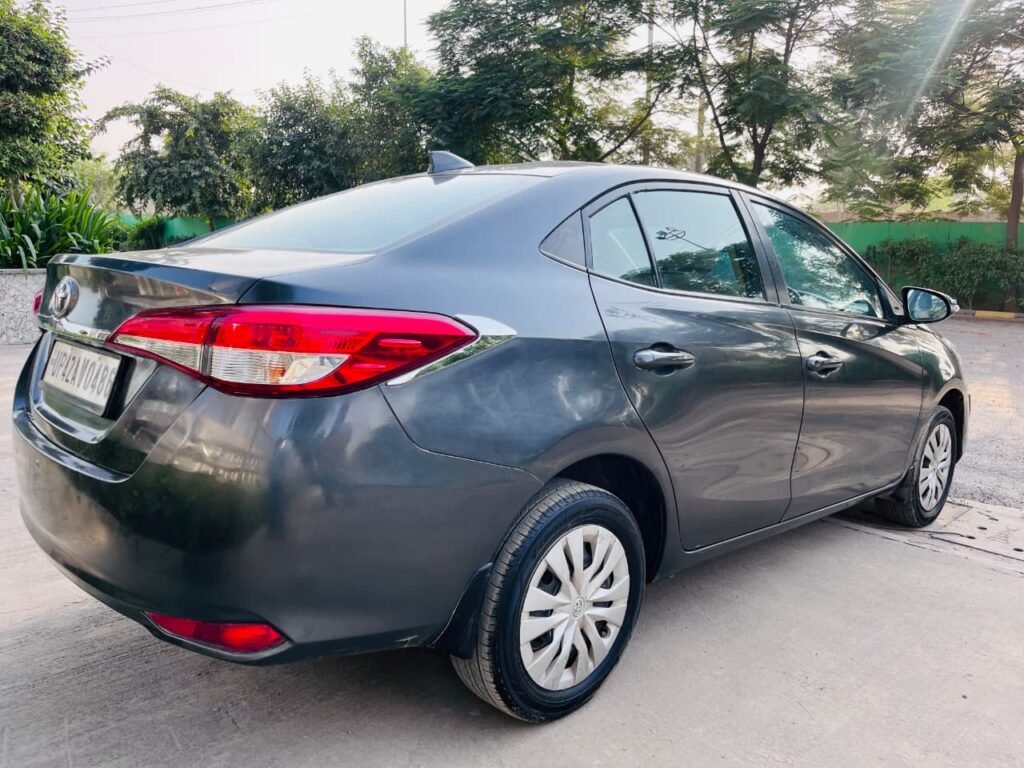 TOYOTA YARIS G CVT Automatic 2018 photo 3