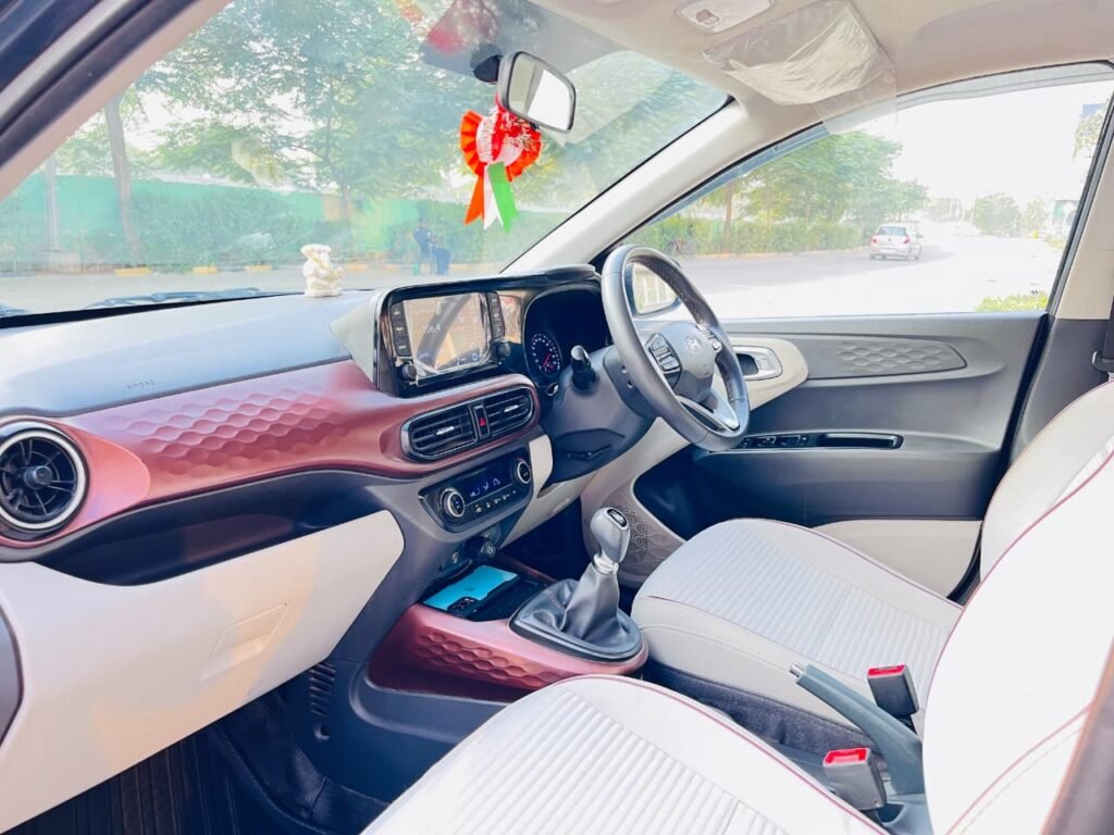 Hyundai Aura 1.2 SX(O) Petrol photo 15